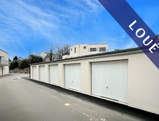 QUIMPER Nord Kerfeunteun Garage fermé de 18 m² de 2024