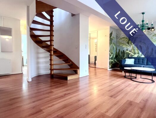 Appartement T2BIS DUPLEX Meublé de 63 M² avec Terrasse et Parking